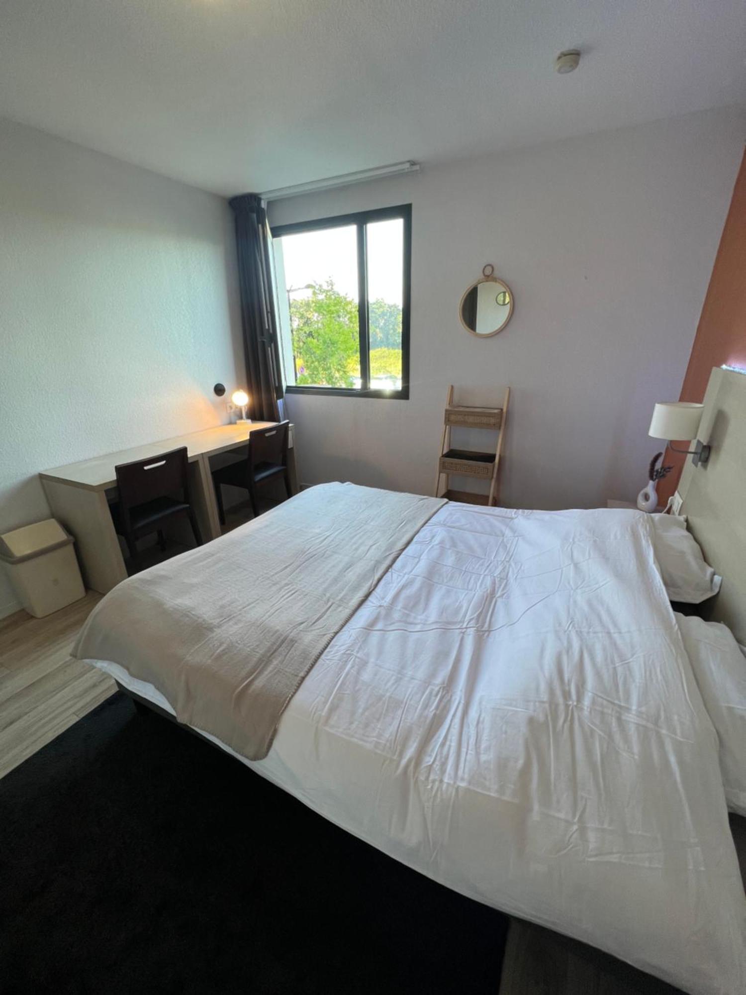 Studio Appart'Hotel Gare Tgv Avec Place Privee Avignon Extérieur photo